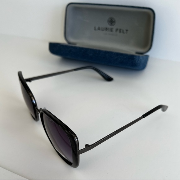 Laurie Felt Sunglasses - New in Case with Cloth - Picture 4 of 4